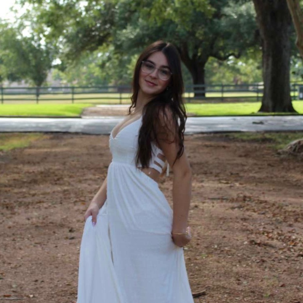 Meet your Posher, Jillian
